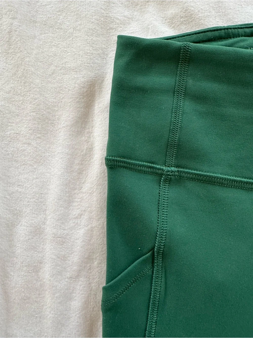 Lululemon WunderTrain with Pockets Leggings
